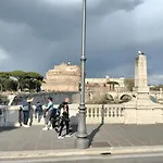 camera comoda vista vaticano